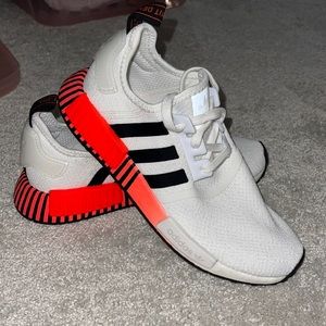 brand new adidas NMD’s men’s 7